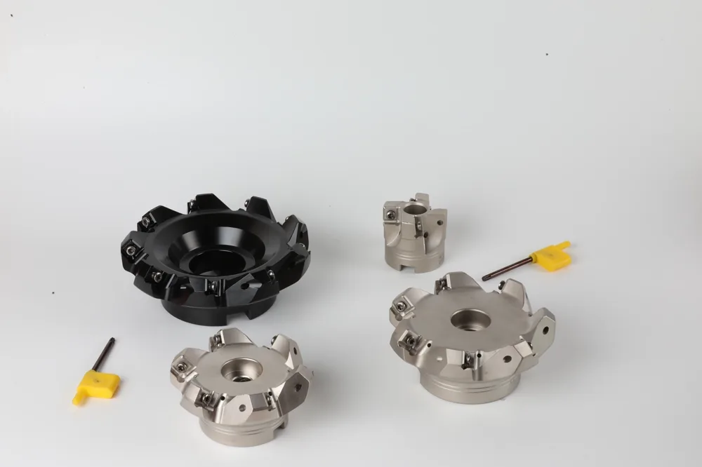 Indexable milling cutters with replaceable carbide inserts